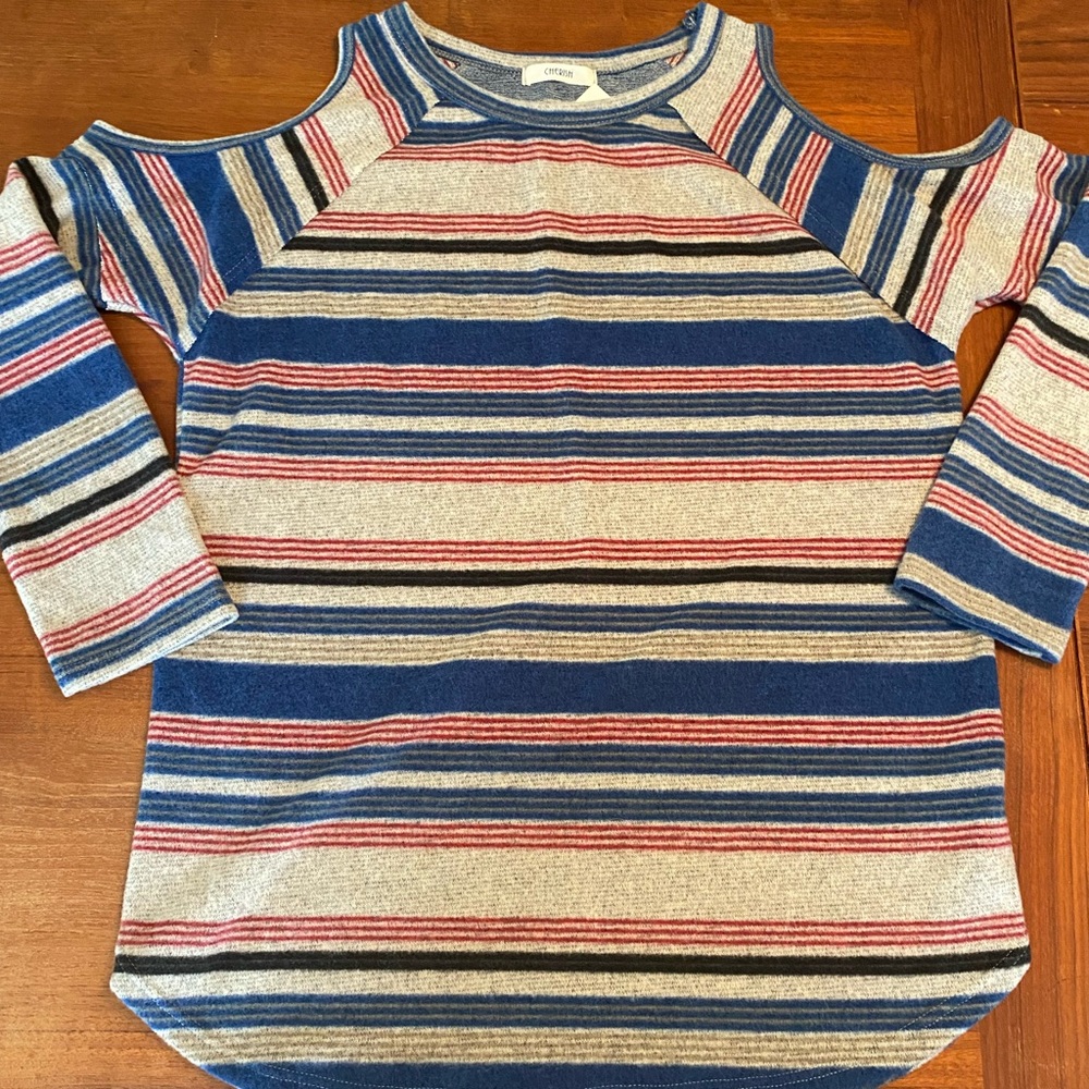 Cherish Cold Shoulder Top